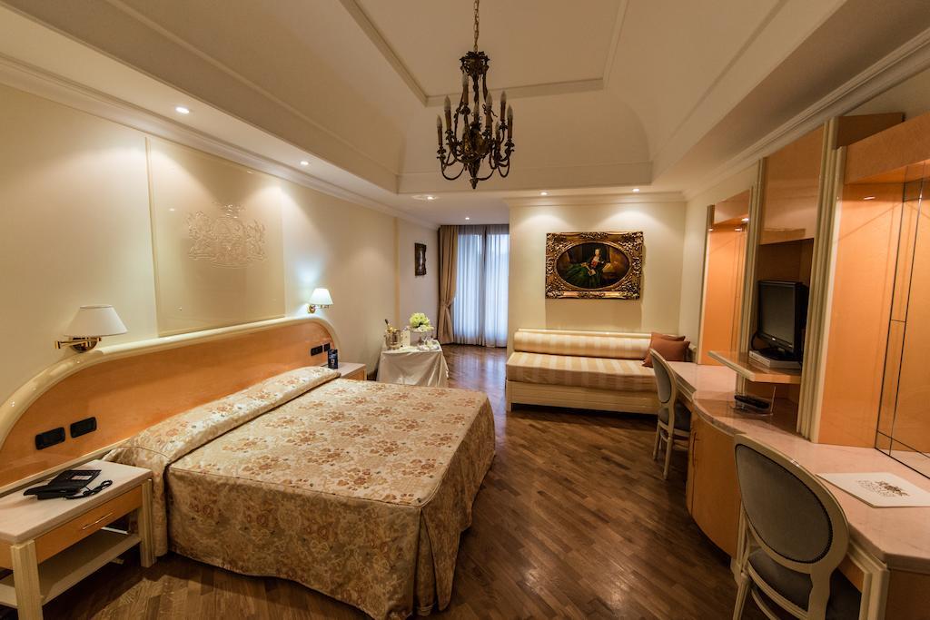 Lh Hotel Domus Caesari Marino Camera foto