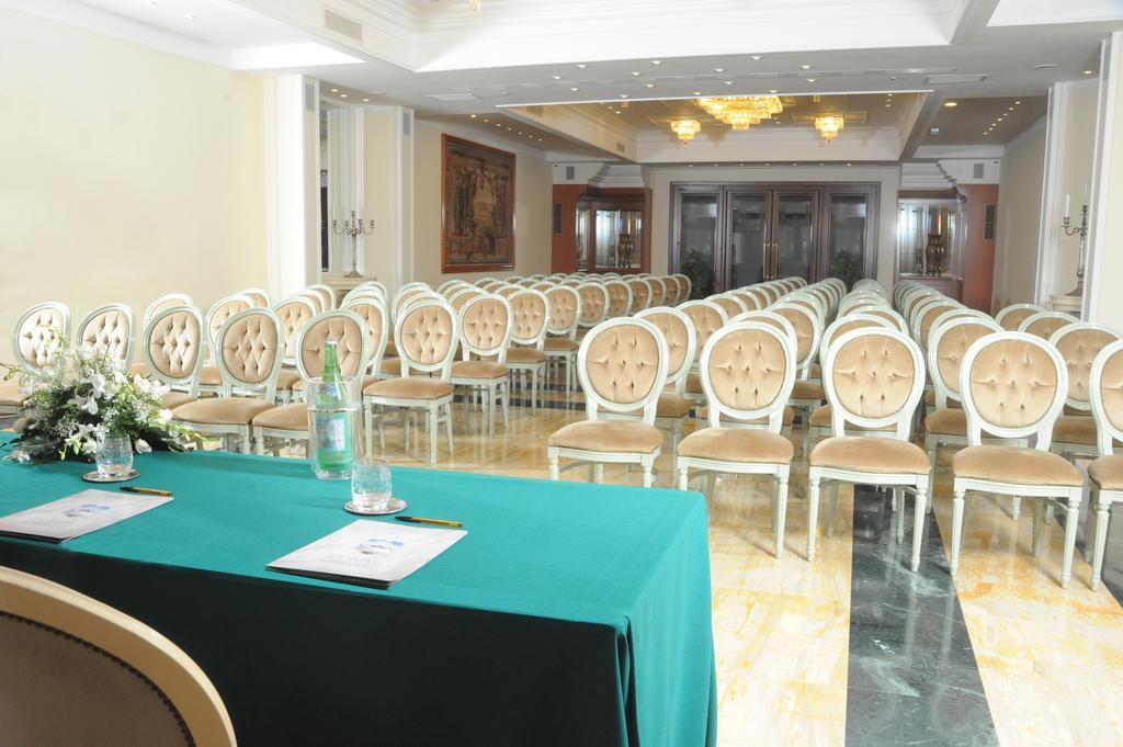 Lh Hotel Domus Caesari Marino Esterno foto