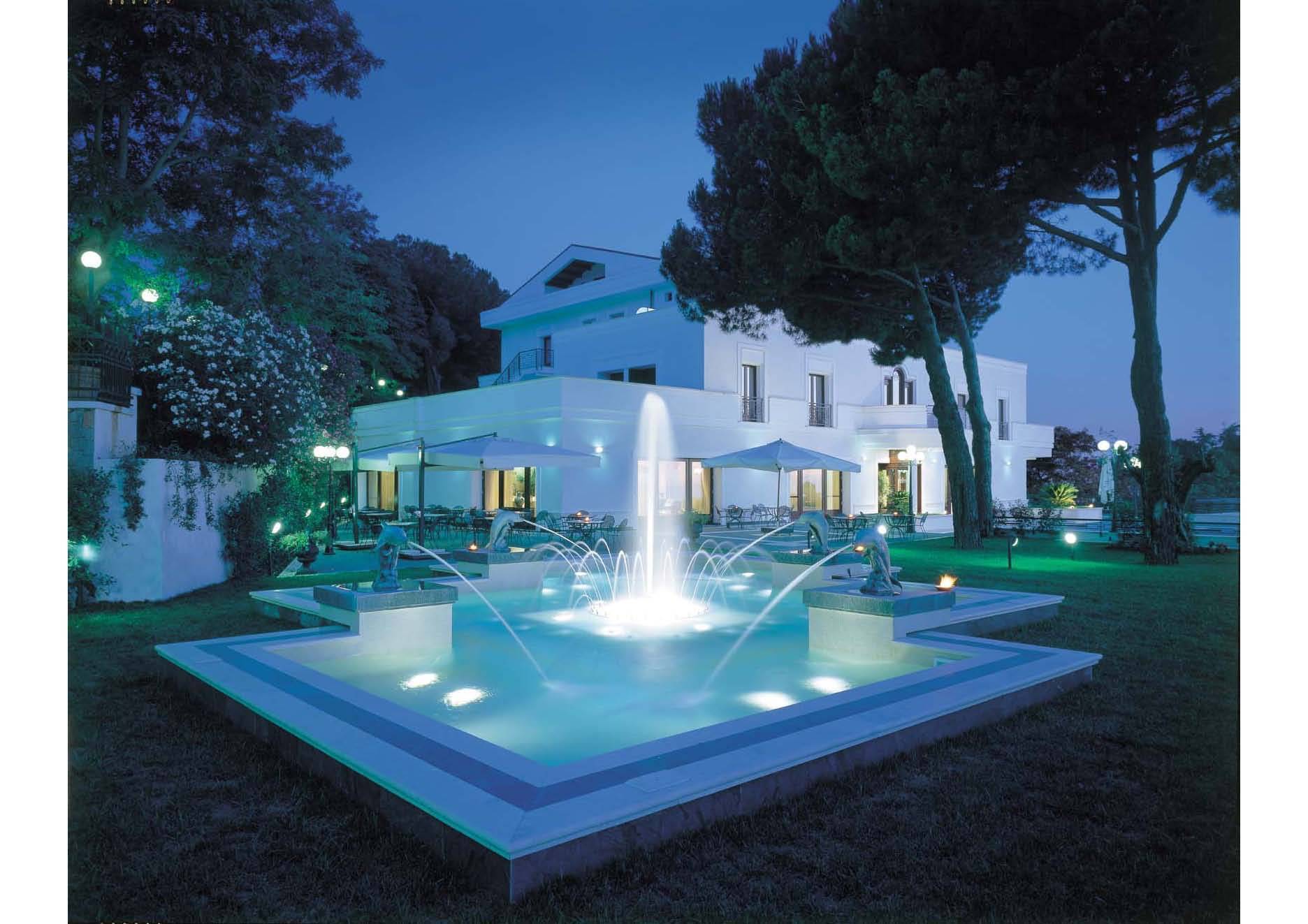 Lh Hotel Domus Caesari Marino Esterno foto