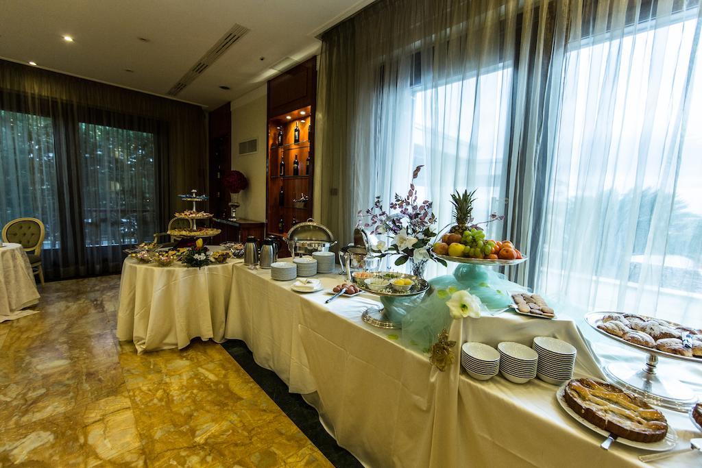 Lh Hotel Domus Caesari Marino Esterno foto