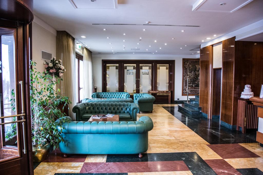 Lh Hotel Domus Caesari Marino Esterno foto
